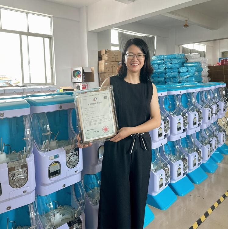 Utility model patent certificate from toy capsule vending machine supplier Nynovending.com